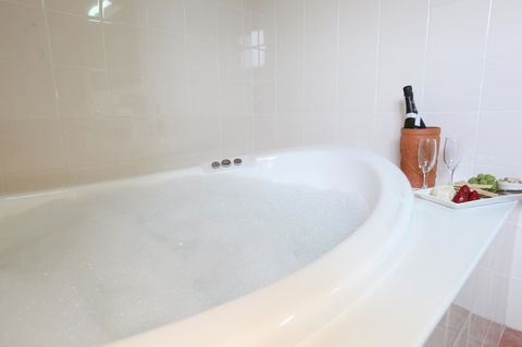 Great Escape Lofts - Accommodation Yamba 28