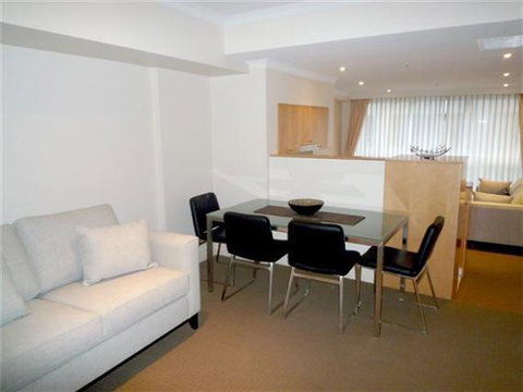 Wyndel Apartments Sydney CBD - Bond - Accommodation Yamba 12
