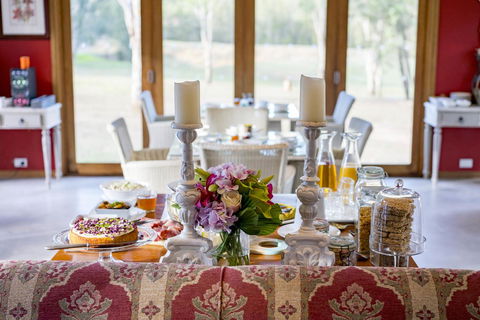 Thistle Hill Guesthouse - Walk To Many Wineries And Restaurants - Accommodation Yamba 20