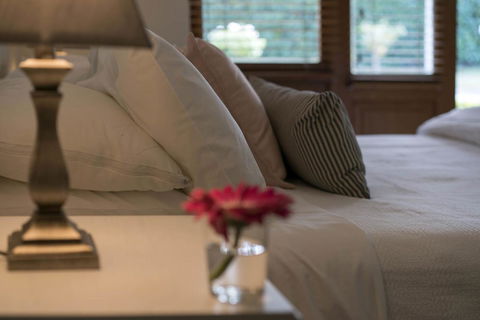 Thistle Hill Guesthouse - Walk To Many Wineries And Restaurants - Accommodation Yamba 40