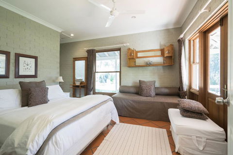 Thistle Hill Guesthouse - Walk To Many Wineries And Restaurants - Accommodation Yamba 35