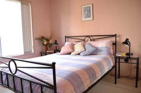 Bundle Hill Cottages - Accommodation Yamba 28