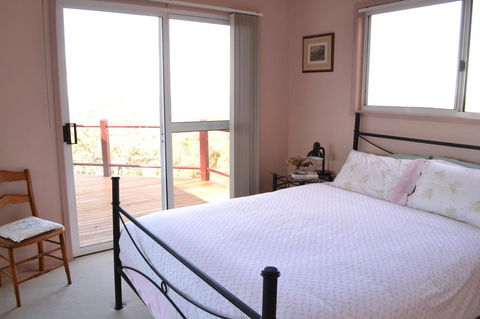 Bundle Hill Cottages - Accommodation Yamba 27