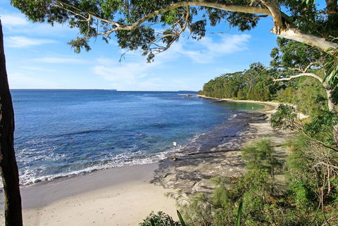 Huskisson Holiday Motel Cabins - Accommodation Yamba 7