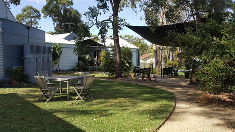 Huskisson Holiday Motel Cabins - Accommodation Yamba 35