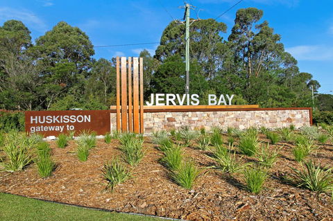 Huskisson Holiday Motel Cabins - Accommodation Yamba 23