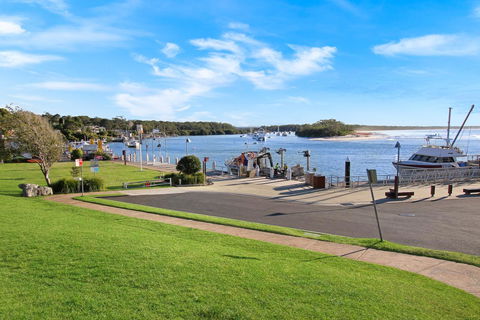 Huskisson Holiday Motel Cabins - Accommodation Yamba 4