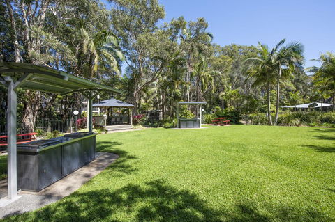 Flynns Beach Resort - Accommodation Yamba 9