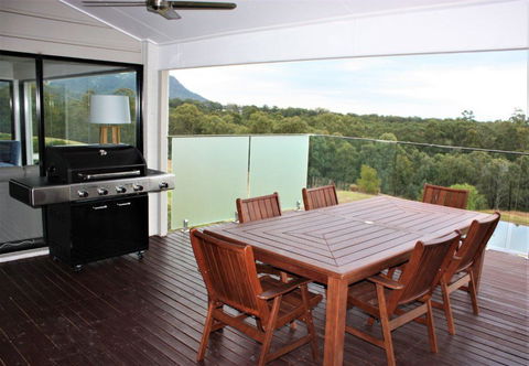 Wine Country Villas - Accommodation Yamba 4