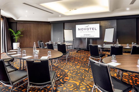 Novotel Sydney Darling Harbour - Accommodation Yamba 18
