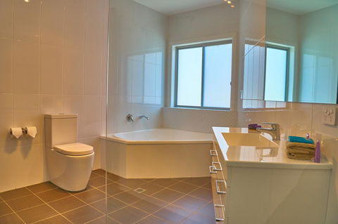 Hunter Oasis - Accommodation Yamba 27