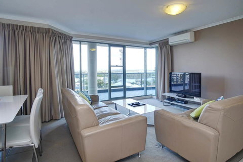 Sails Apartments - Accommodation Yamba 0