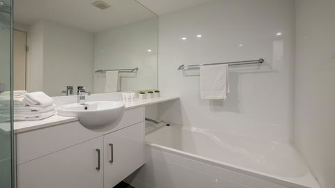 Byron Quarter Apartments - Accommodation Yamba 35