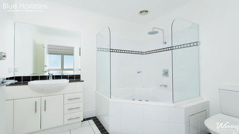 Blue Horizons, Unit 808, 41-45 Shoal Bay Road - Accommodation Yamba 14