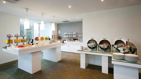 BEST WESTERN PLUS Apollo Hotel Newcastle - Accommodation Yamba 14