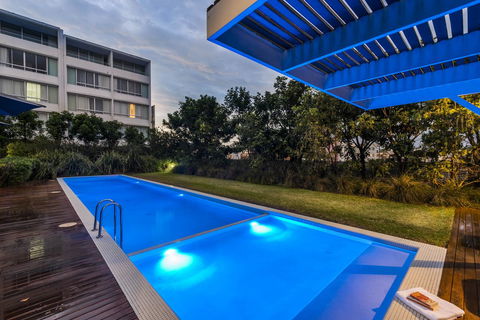 Oaks Nelson Bay Lure Suites - Accommodation Yamba 11