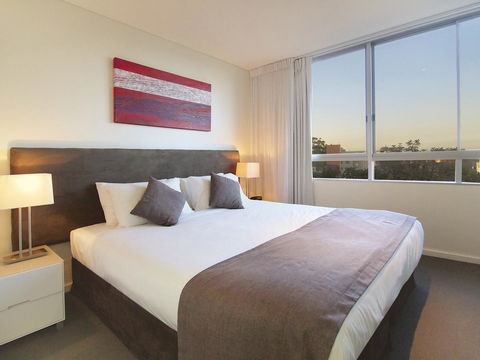 Oaks Nelson Bay Lure Suites - Accommodation Yamba 13