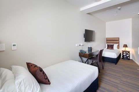 57Hotel - Accommodation Yamba 10