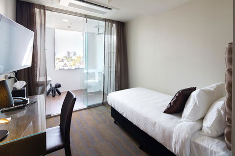 57Hotel - Accommodation Yamba 13