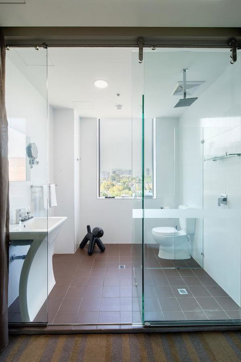 57Hotel - Accommodation Yamba 12