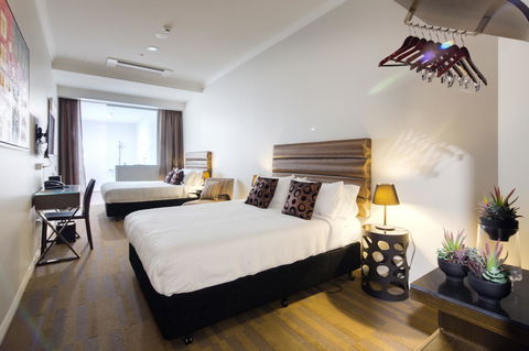 57Hotel - Accommodation Yamba 24