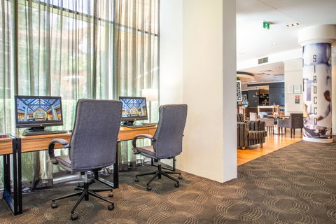 Holiday Inn Sydney Potts Point - Accommodation Yamba 11