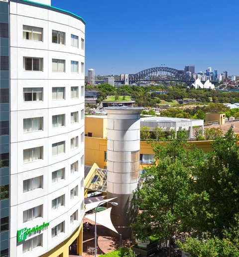 Holiday Inn Sydney Potts Point - Accommodation Yamba 0