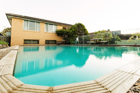 Coal D\' Vine VIEW - Cessnock NSW - Accommodation Yamba 1