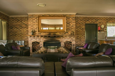 Ironstone Estate Lovedale - Accommodation Yamba 25