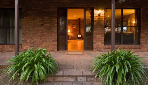 Ironstone Estate Lovedale - Accommodation Yamba 38