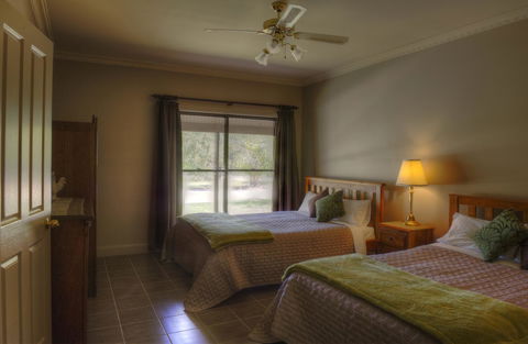 Ironstone Estate Lovedale - Accommodation Yamba 41