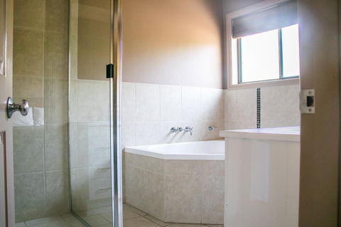 Ironstone Estate Lovedale - Accommodation Yamba 6