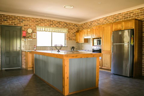 Ironstone Estate Lovedale - Accommodation Yamba 24