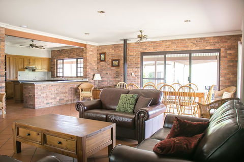 Ironstone Estate Lovedale - Accommodation Yamba 19