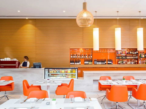 Novotel Newcastle Beach - Accommodation Yamba 2