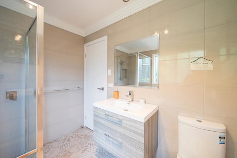 Armidale Cottage - House 2 - Accommodation Yamba 29