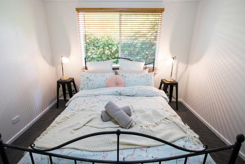 Armidale Cottage - House 2 - Accommodation Yamba 25