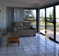 Oxley 8 at Tuncurry - Accommodation Yamba