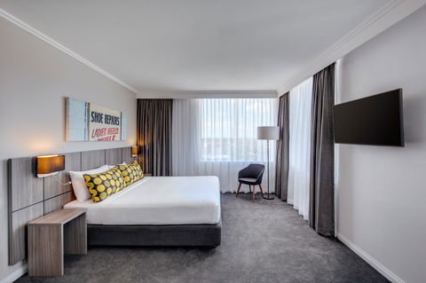 Mercure Sydney Bankstown - Accommodation Yamba 3