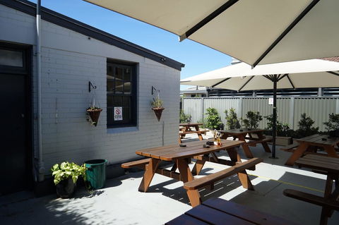 Rosehill Hotel - Accommodation Yamba 34