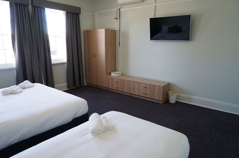 Rosehill Hotel - Accommodation Yamba 38
