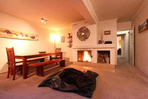 Full Circle Apartments - Accommodation Yamba 0