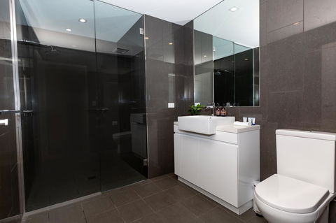 Brand New Executive Apartment - Accommodation Yamba 16