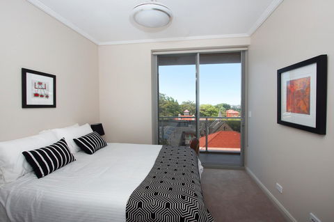 The Junction Palais - Modern And Spacious 2BR Bondi Junction Apartment Close To Everything - Accommodation Yamba 6