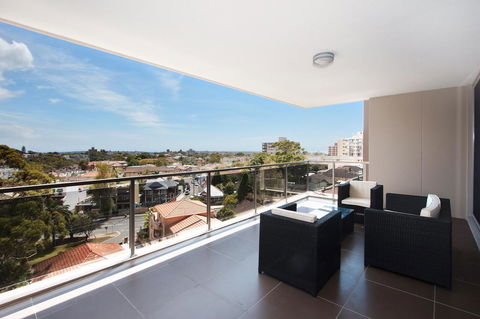 The Junction Palais - Modern And Spacious 2BR Bondi Junction Apartment Close To Everything - Accommodation Yamba 1