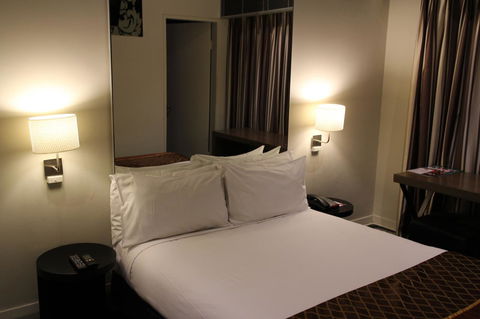 Kirketon Hotel Sydney - Accommodation Yamba 9