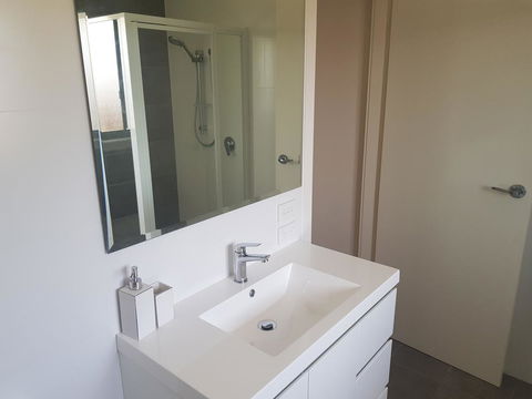 Golden Hill Cottage - Accommodation Yamba 3