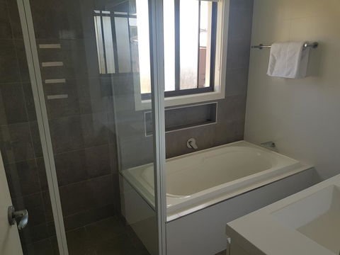 Golden Hill Cottage - Accommodation Yamba 5