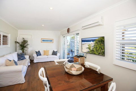 Jervis Bay Beach Shack I Pet Friendly - Accommodation Yamba 0