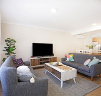 Abode  Culburra - Pet Friendly - 4 Mins to Beach - Accommodation Yamba